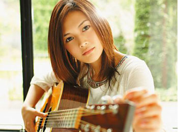 Yui Singer Hiatus